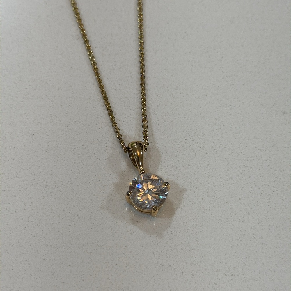 Express Diamond Pendant Necklace